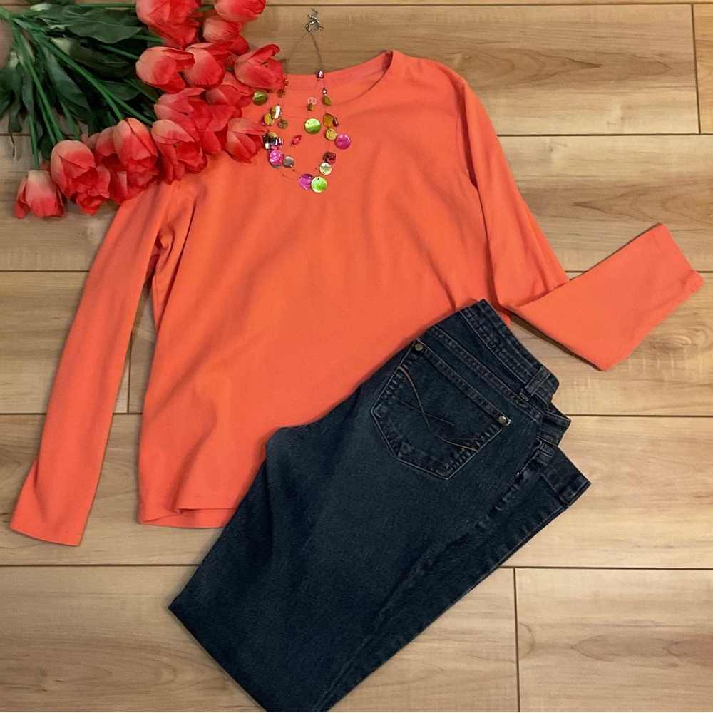 Lands’ End Coral Long-Sleeved T-Shirt with Crew-Neck Size Large